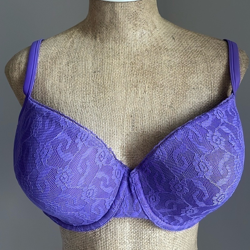 Cacique Lightly Lined Bra Size 40DD